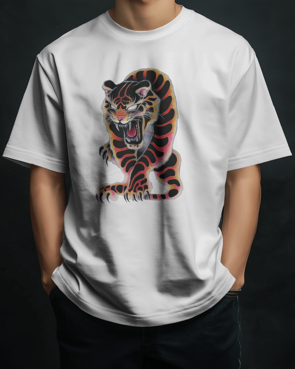 Men's Oversized White T-Shirt with Bold Tiger Graphic